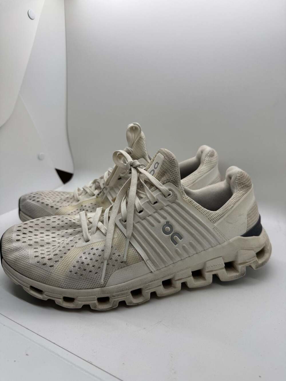 On Cloudswift Running Shoes Size USW9 White